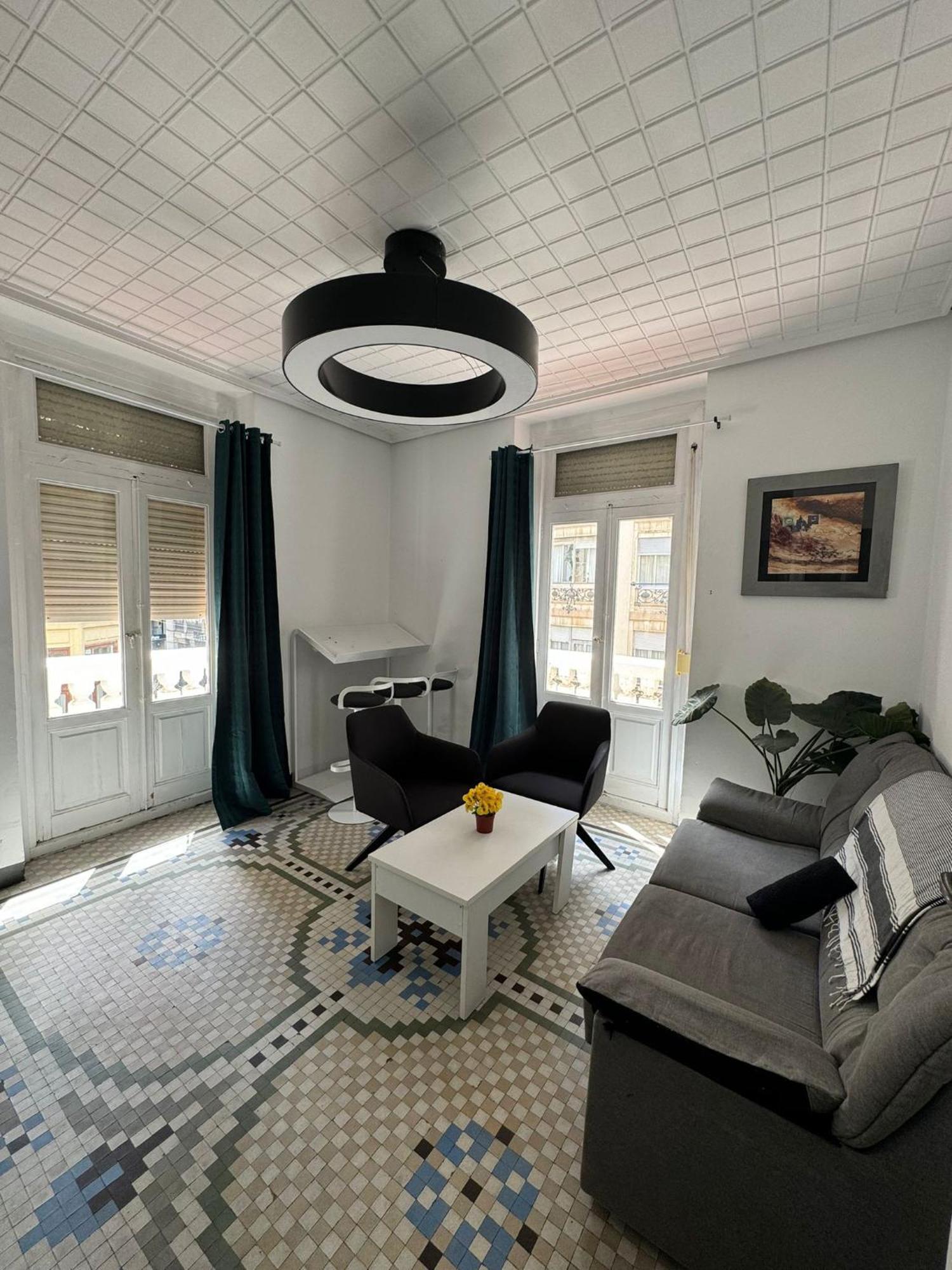 Apartamento En Centro Appartamento *